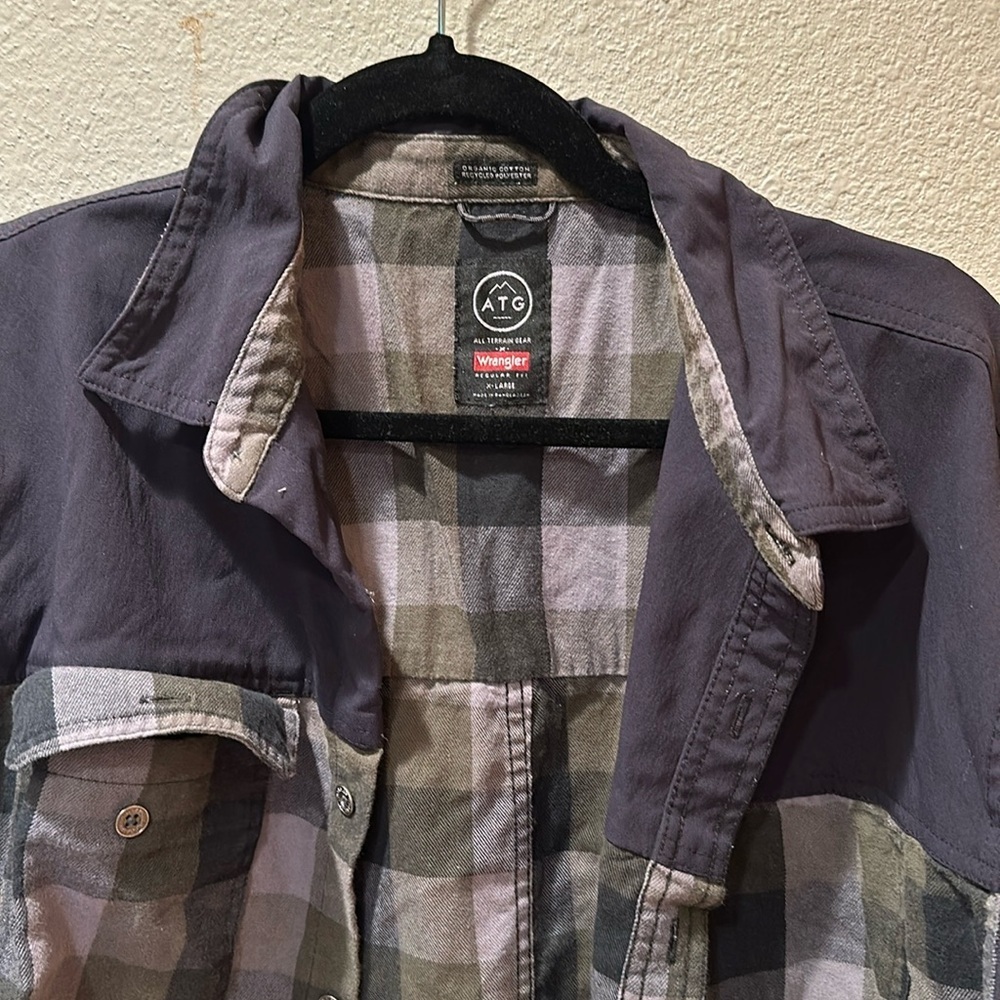 Wrangler button up